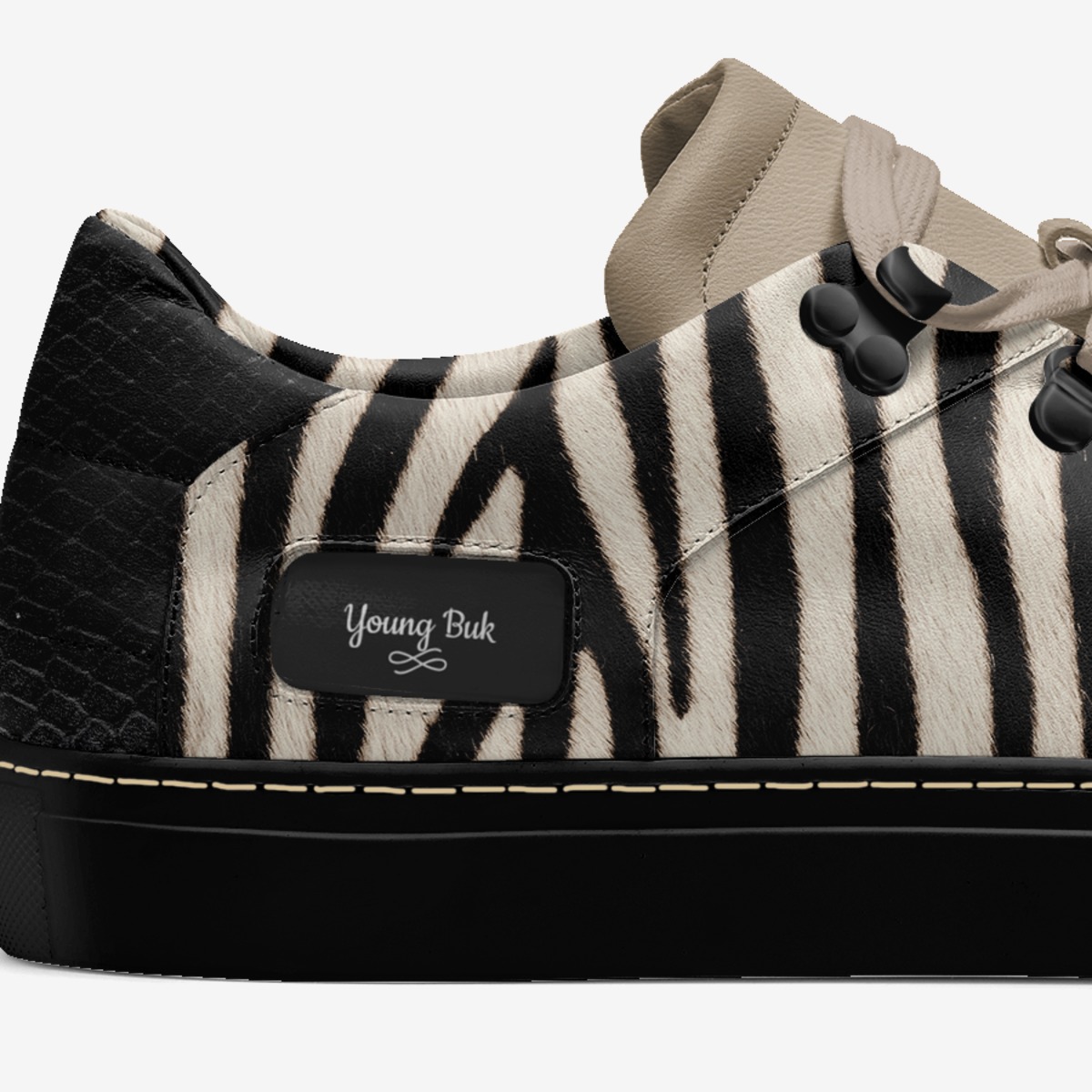 Young Buk custom made in Italy shoes by Jasmine Delaney | Detail view