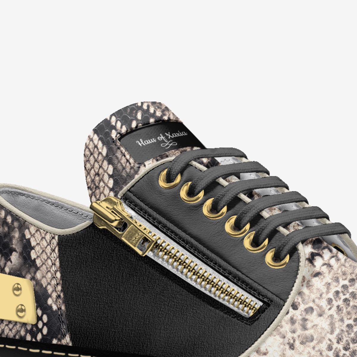 Haus of Xaxia custom made in Italy shoes by Thiago Decoene | Detail view