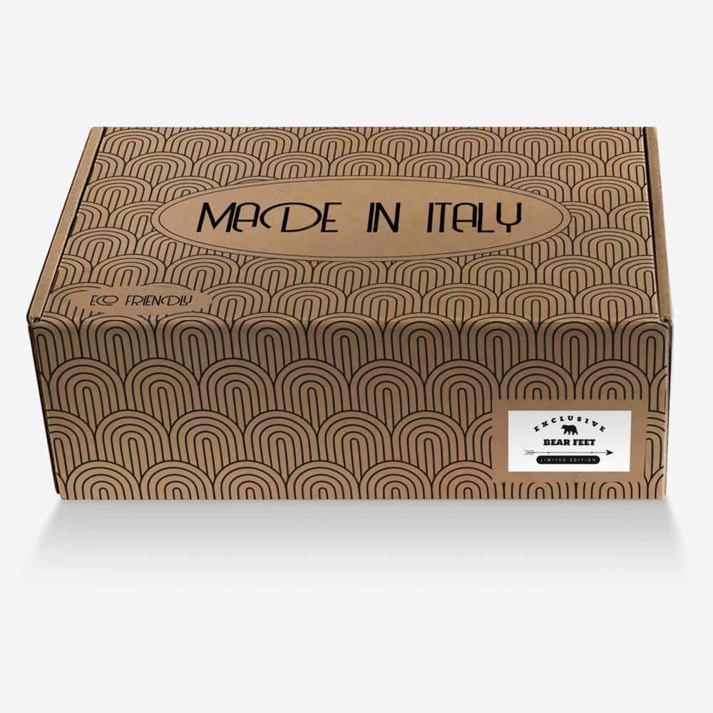 Bear feet custom made in Italy shoes by Sarah Mulka | Box view