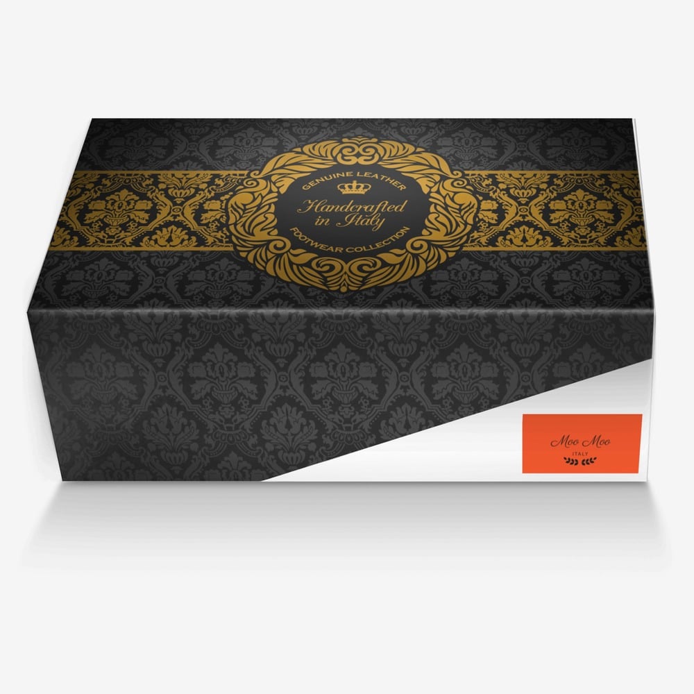 Moo Moo custom made in Italy shoes by Julien Frazier | Box view