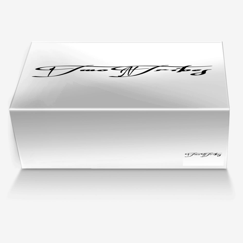 RBG 2's custom made in Italy shoes by Carl Gayton | Box view