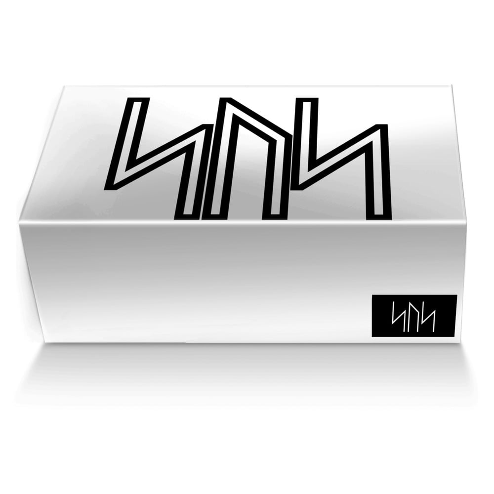 PINKIE PIE SUS custom made shoe box PINKIE PIE SUS artisan made in Italy shoes by Jon Mcbean