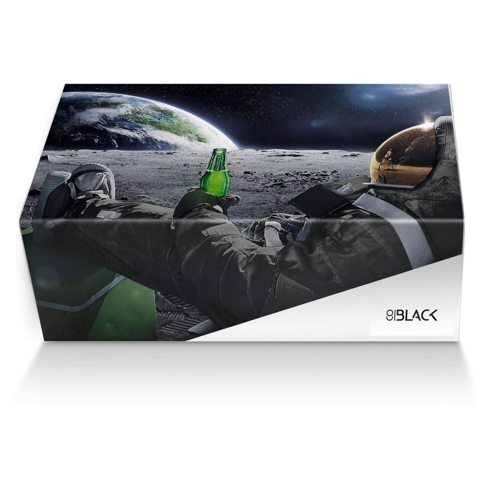 Skii Wxlker custom made shoe box Skii Wxlker artisan made in Italy shoes by R. Malik