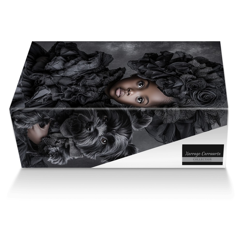 Xarrago Carruurta custom made shoe box Xarrago Carruurta artisan made in Italy shoes by Selena A Razo Bell