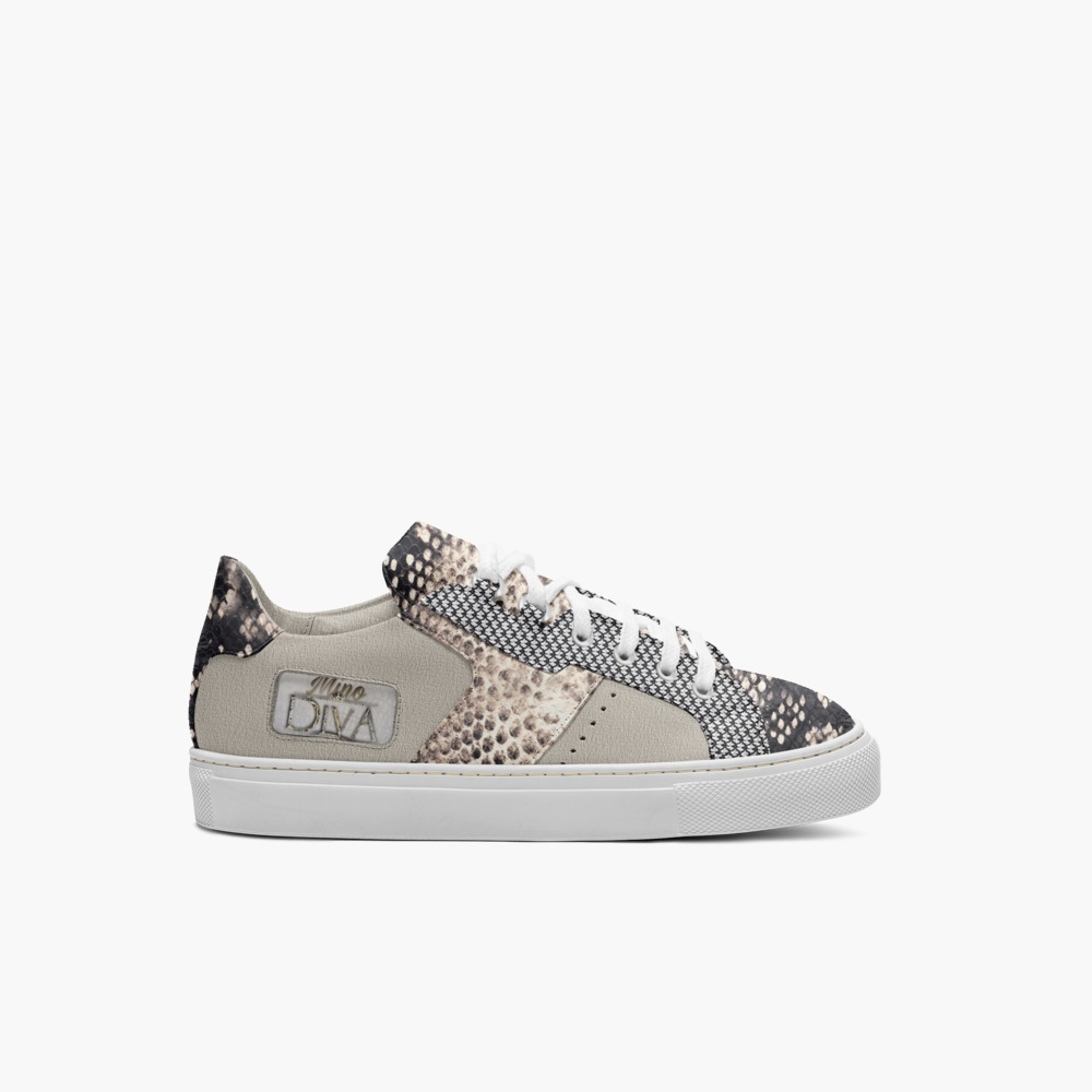 Mino Diva limited edition shoe Mino Diva artisan made in Italy shoes by Hollywood Canvas