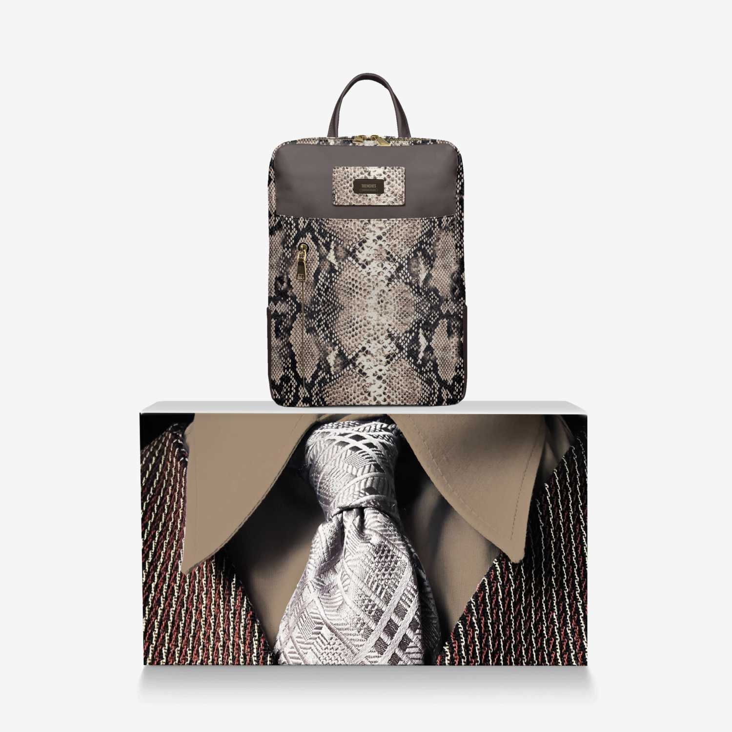 TRENCHES custom made in Italy design by Franswa Andre | Over box view