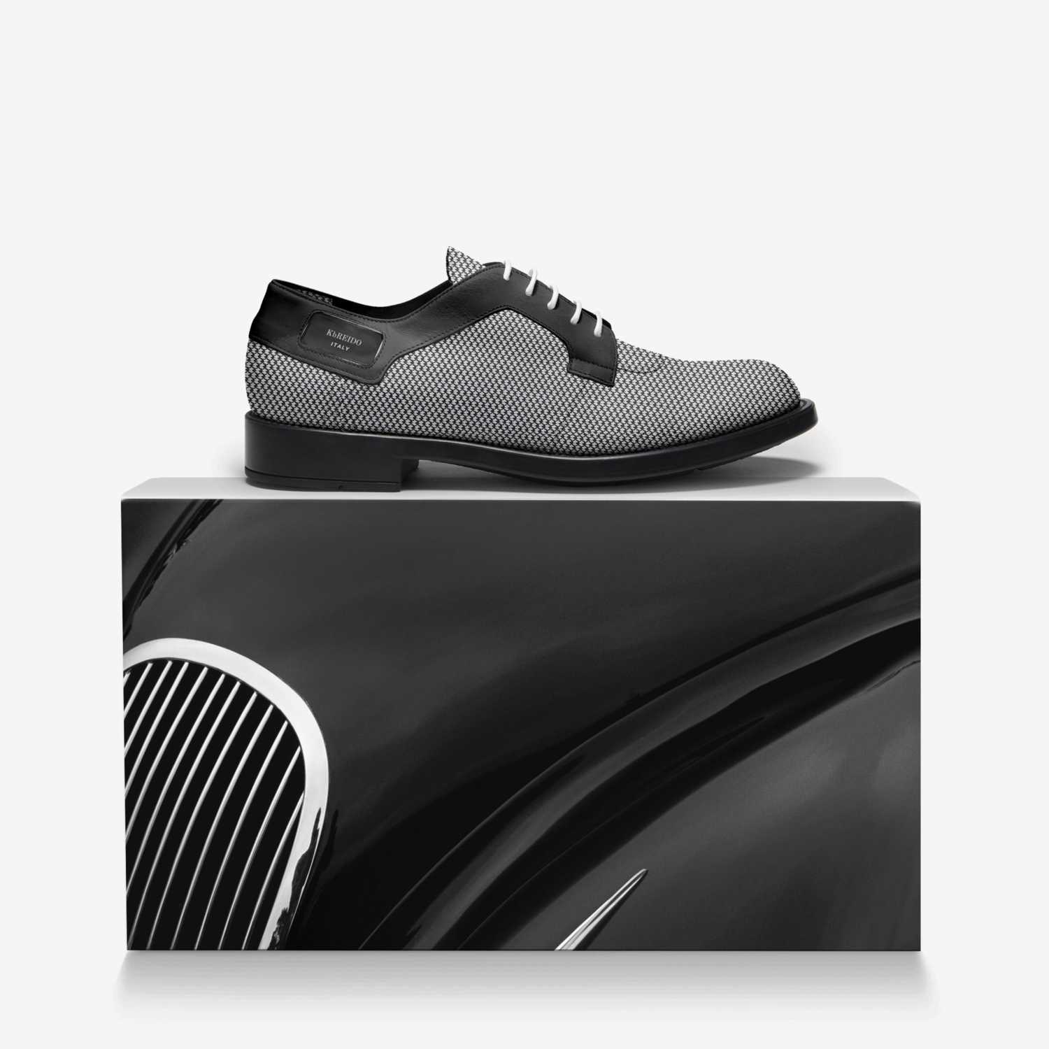 KbREIDO custom made in Italy shoes by Alonzo Echavarria Garza | Over box view