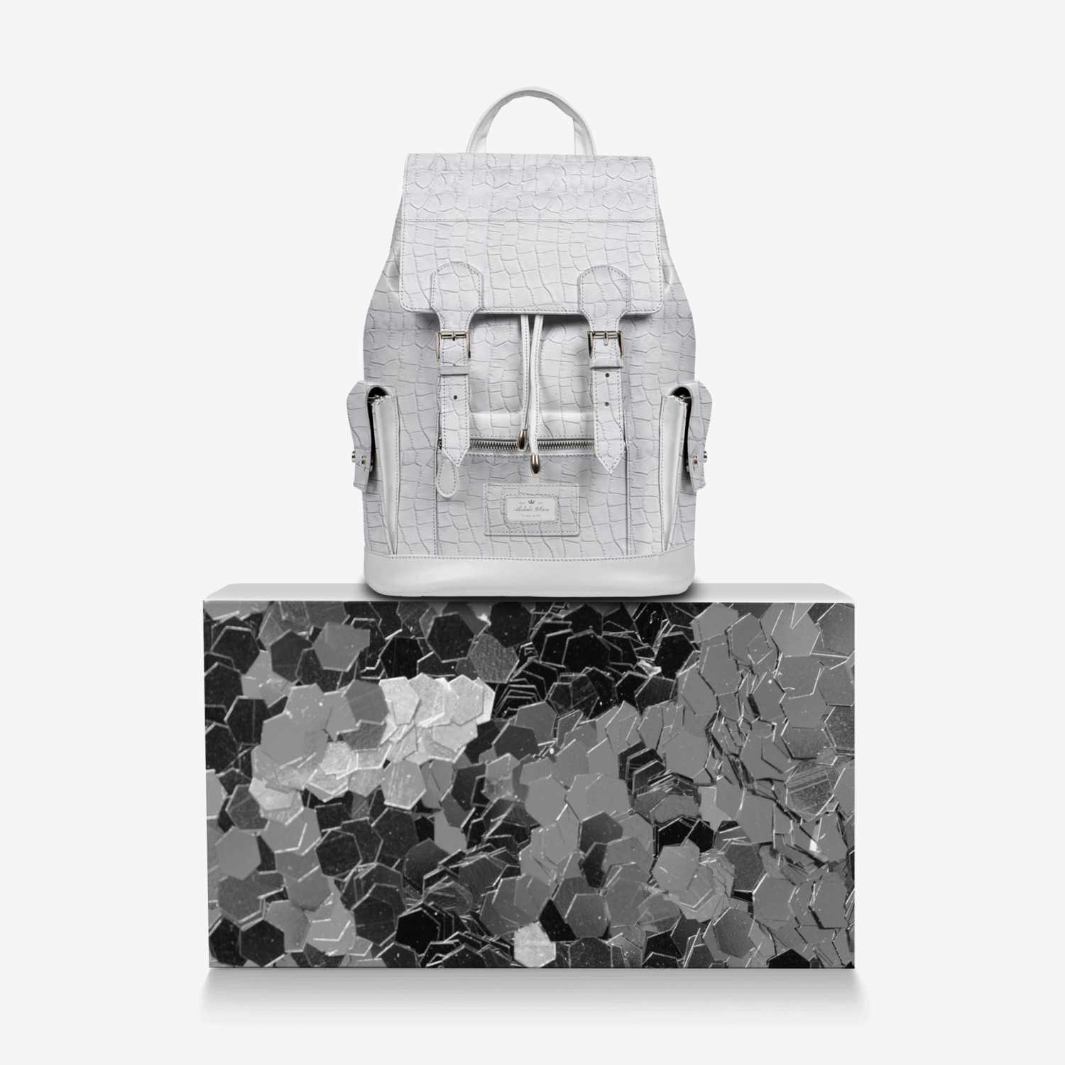 Ahshaki Gibson custom made in Italy design by Ahshaki Gibson | Over box view