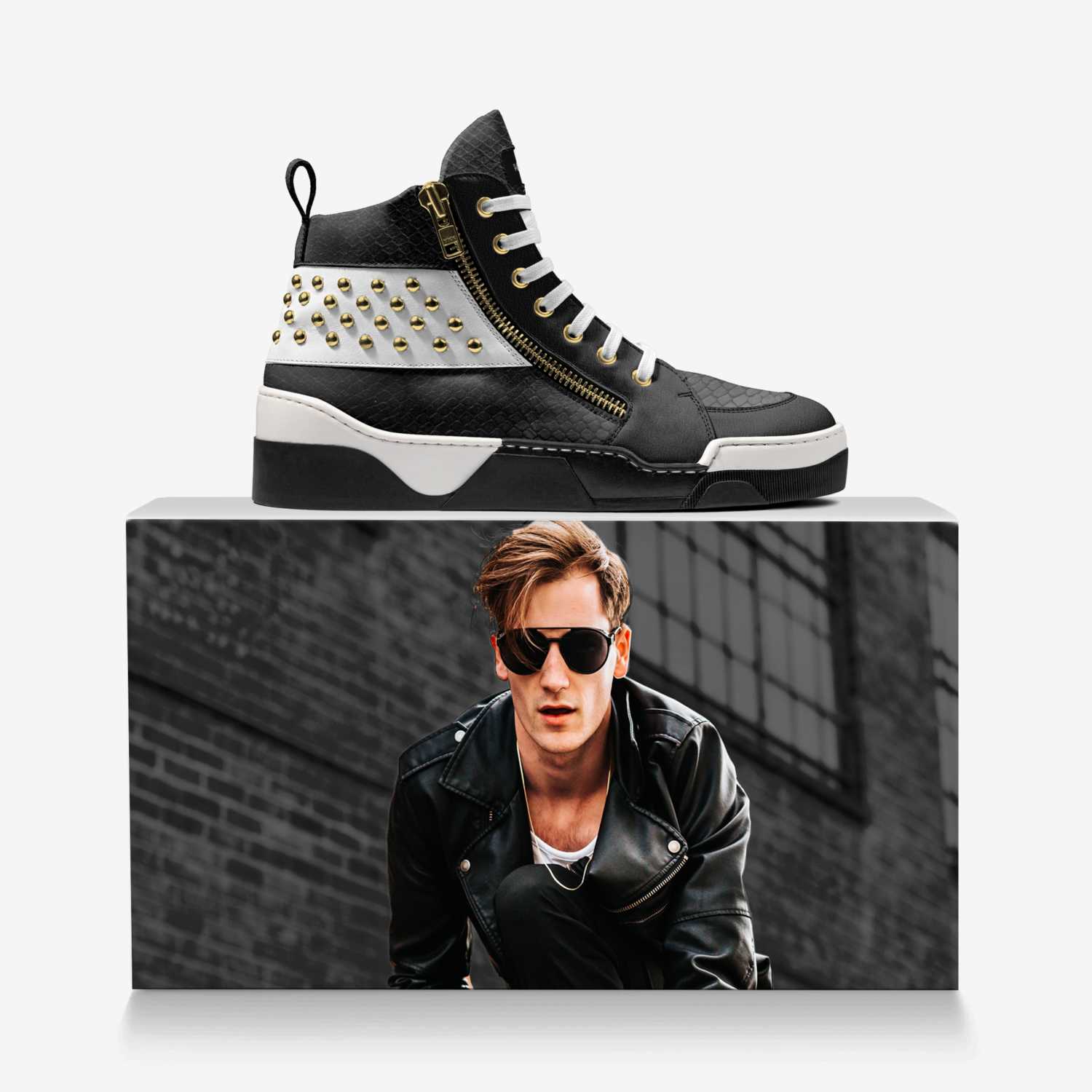 Haus of Xaxia custom made in Italy shoes by Thiago Decoene | Over box view